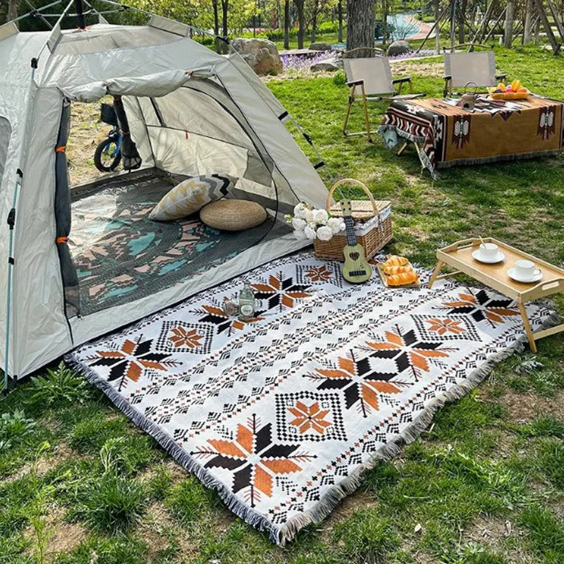 1Pc Durable Vintage Camping Blanket - Perfect for Outdoor Picnics, Tear Resistant Polyester Fiber, Machine Washable