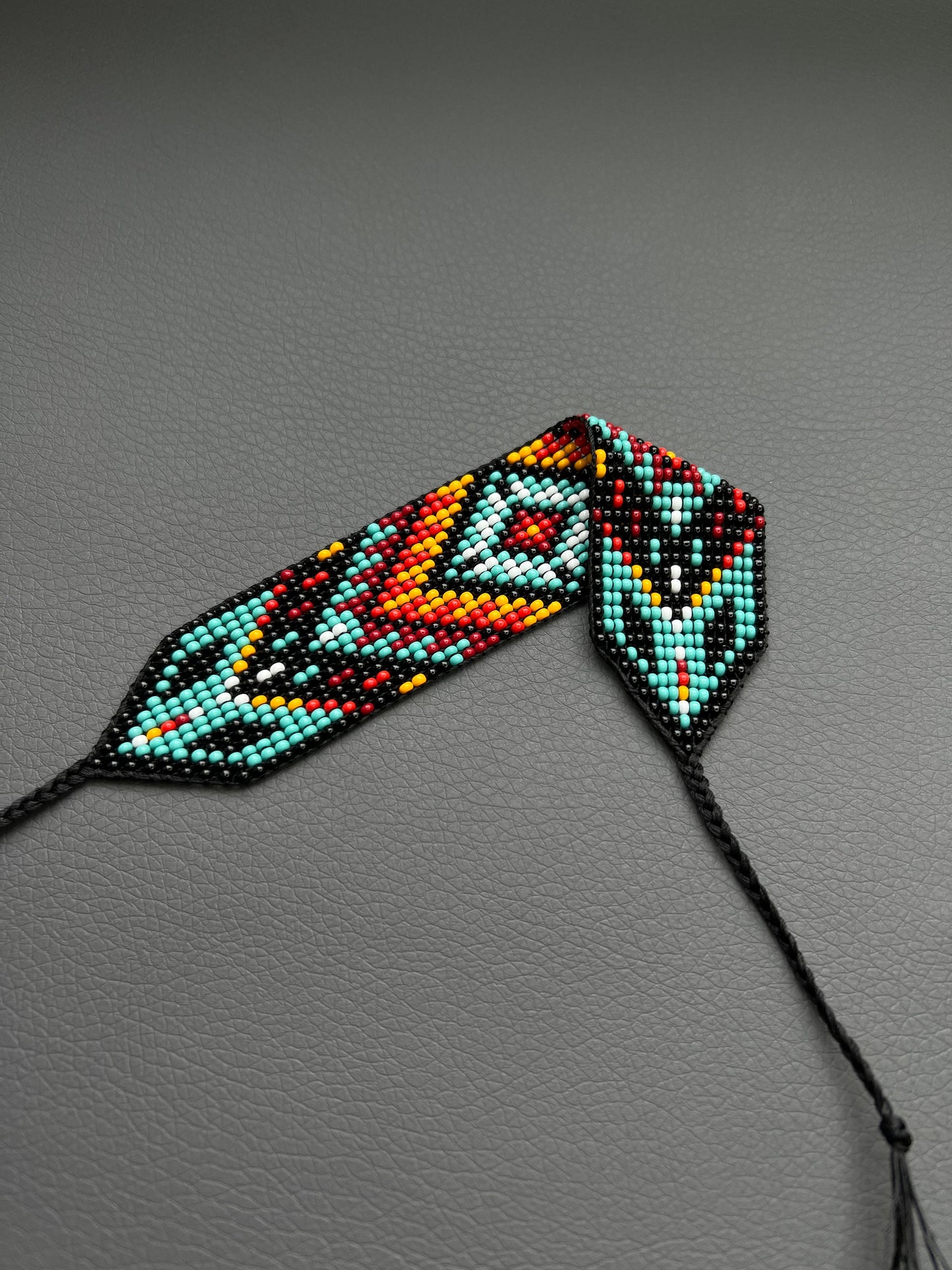 Geometric Huichol Bracelet, Tribal Geometric Bracelet, Beaded Cuff Bracelet, Native Beaded Bracelet, Seed Bead Bracelet, Authentic