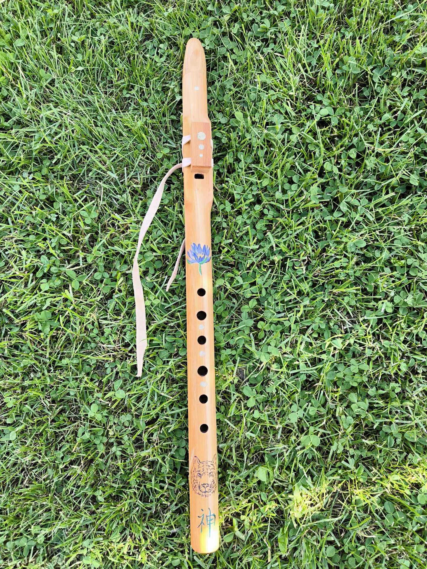 Handmade Cherry Wood Native Flute: G Key, 432Hz, Peridot Inlay