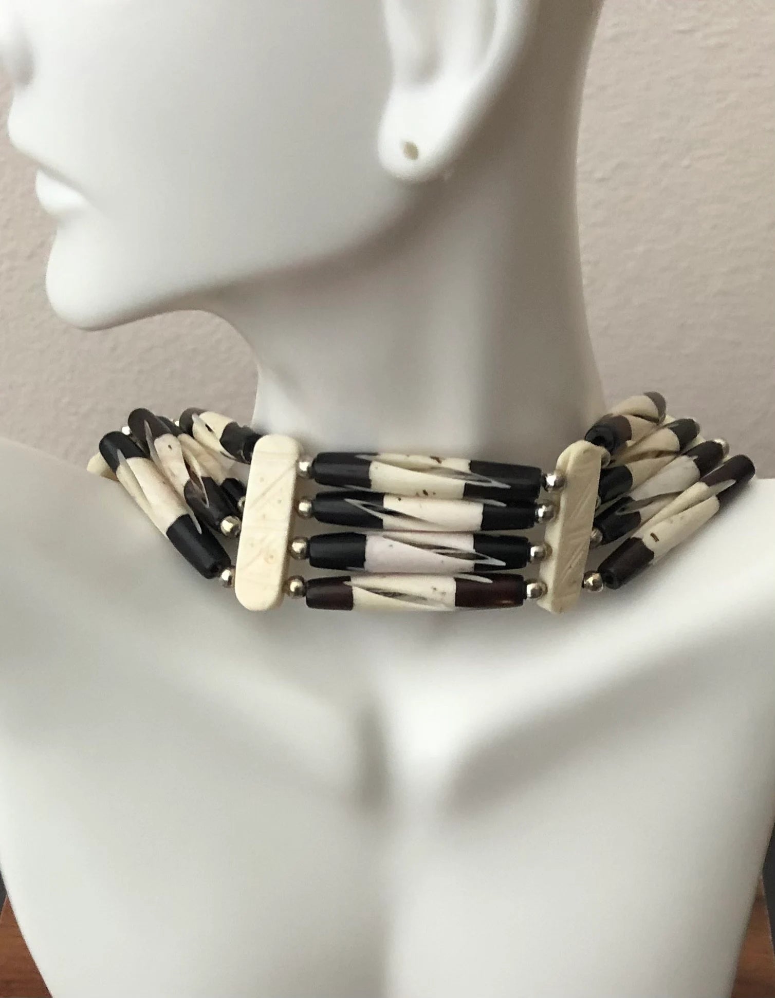 Native American Indian Style Buffalo Bone Bead Choker Tribal Necklace Jewelry