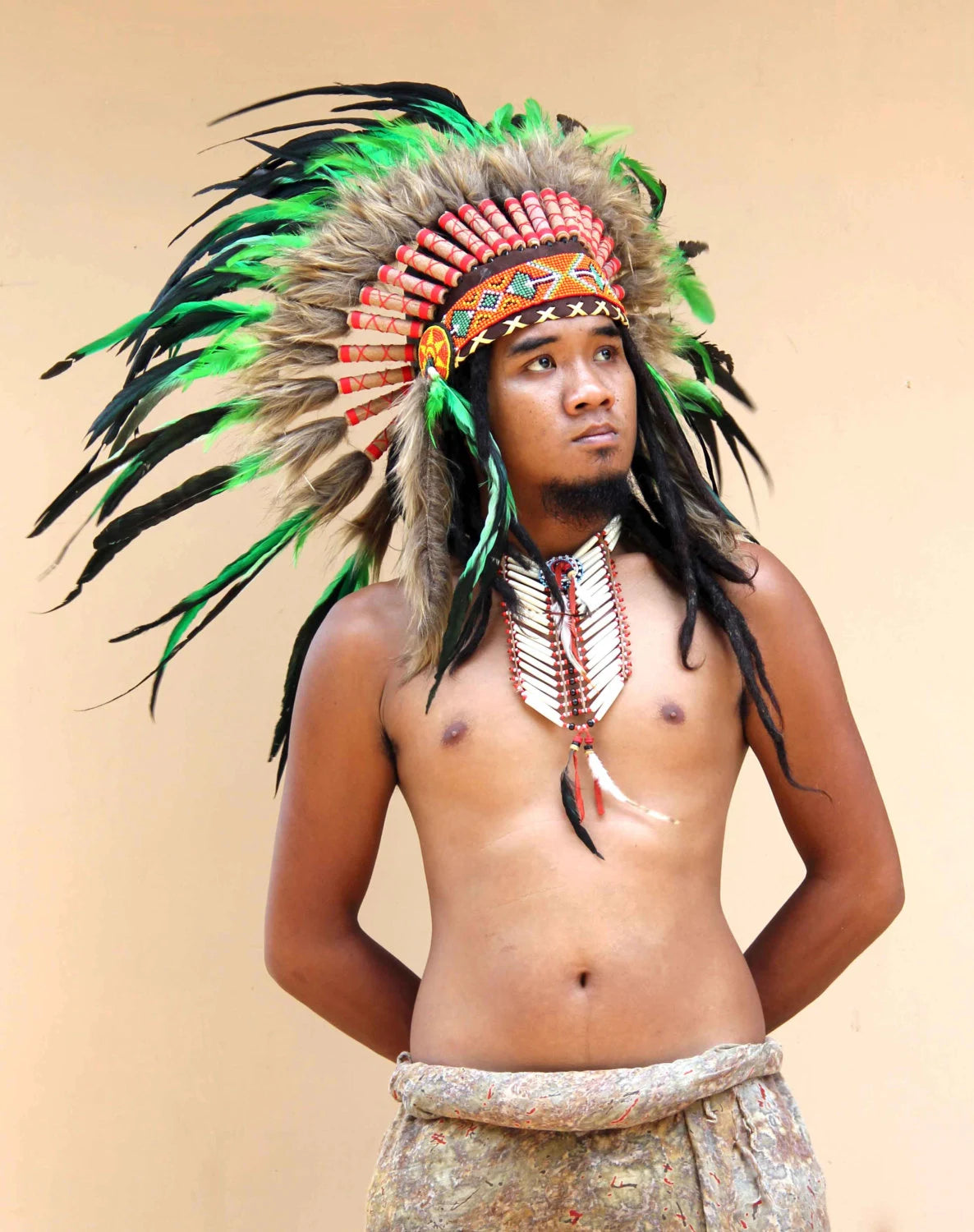 Green Feather Headdress: Short Native American Style Warbonnet