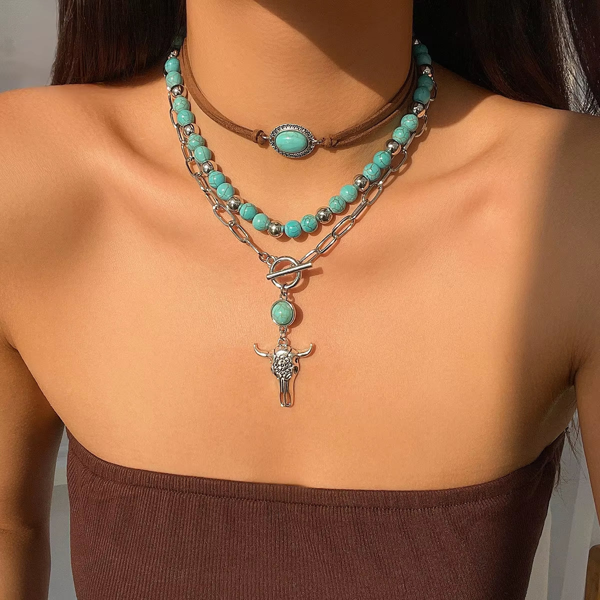 3Pcs Set Vintage Ethnic Style Bull Head Pendant Necklace for Women Exquisite Green Stone Beads Clavicle Chain Jewelry