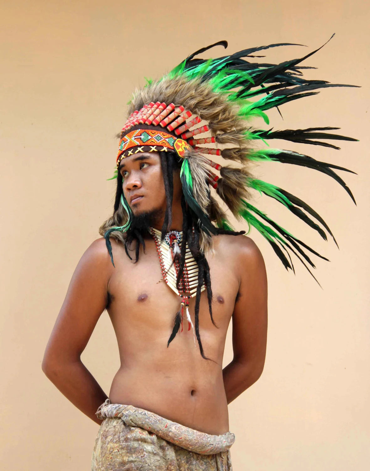Green Feather Headdress: Short Native American Style Warbonnet