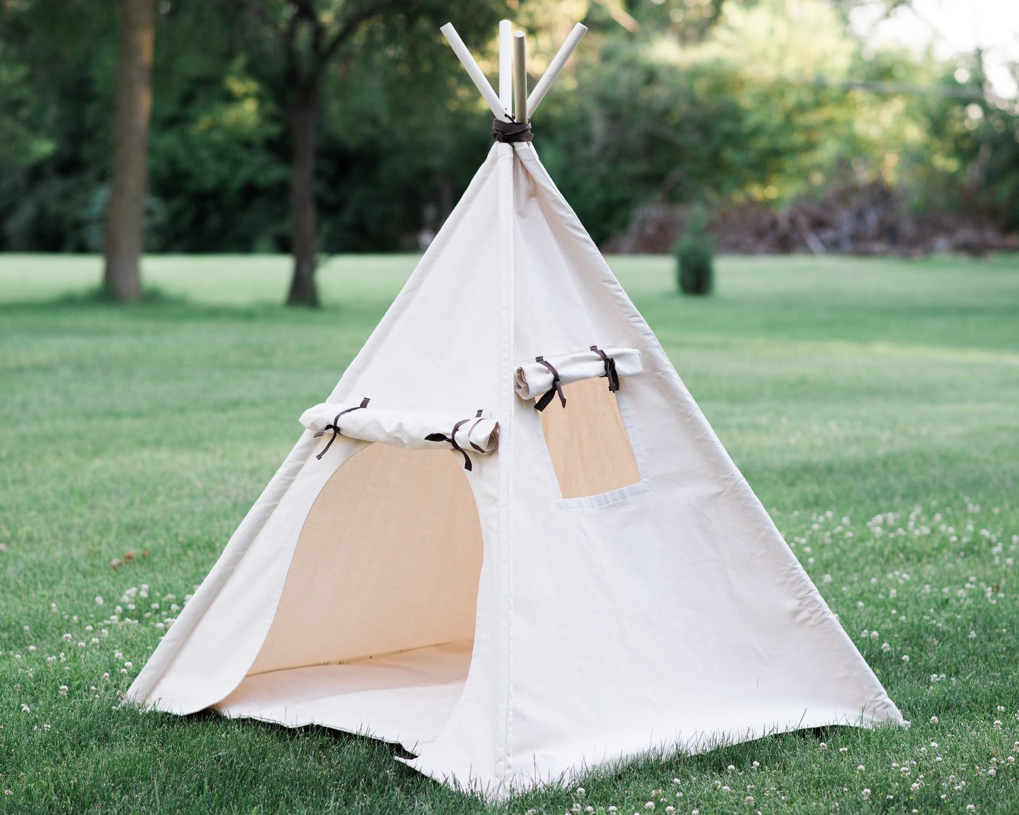 Kids Canvas Teepee Play Tent with Roll up Door and Window, Two Great Sizes, with Blue Arrows or Natural Mat