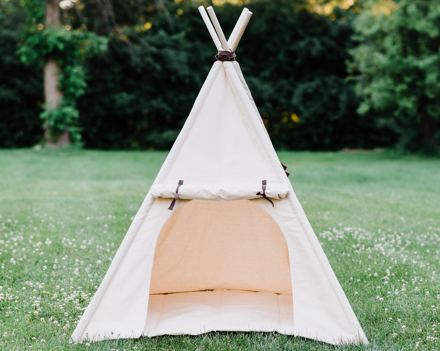 Kids Canvas Teepee Play Tent with Roll up Door and Window, Two Great Sizes, with Blue Arrows or Natural Mat