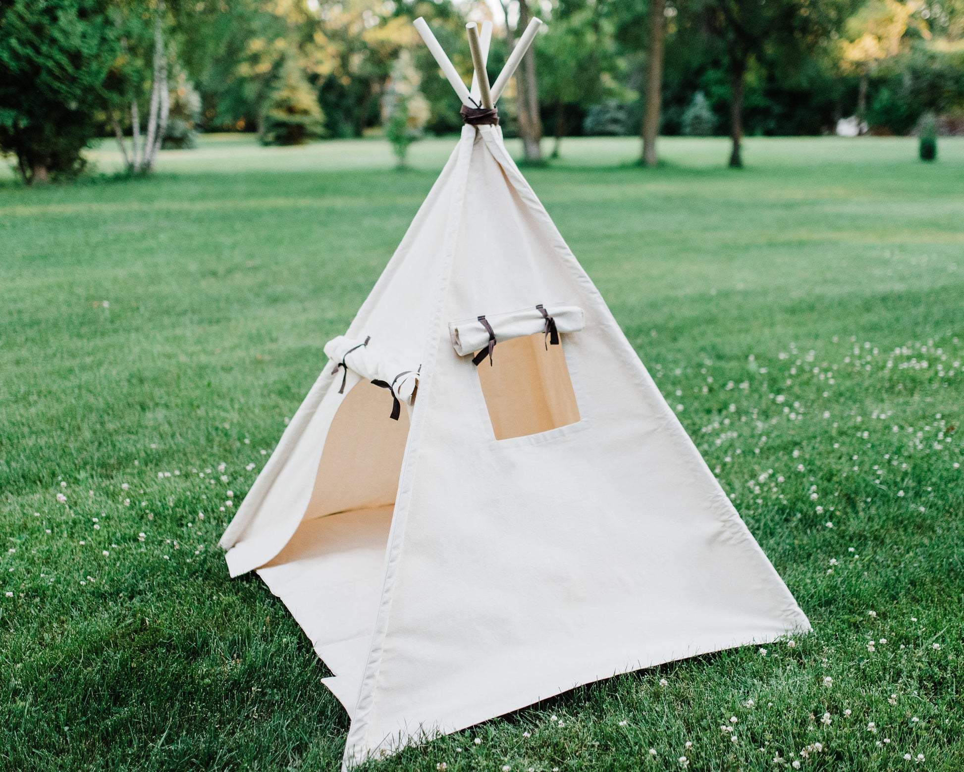 Kids Canvas Teepee Play Tent with Roll up Door and Window, Two Great Sizes, with Blue Arrows or Natural Mat