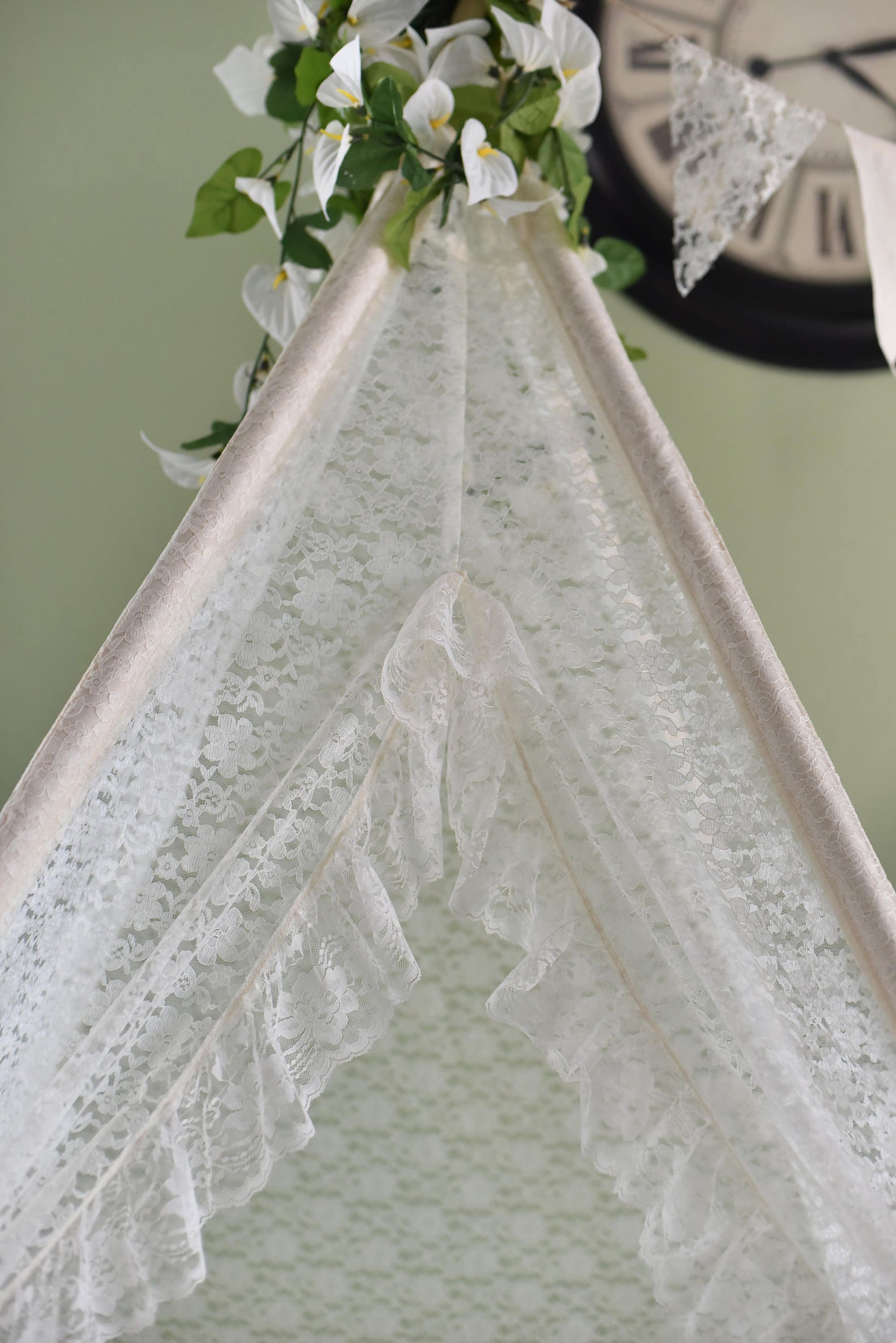 Ruffled Edge Ivory All Lace Kids Teepee, Play Teepee, Lace Teepee, Kids Play Tent, Childrens Play House, Tipi,Kids Room Decor