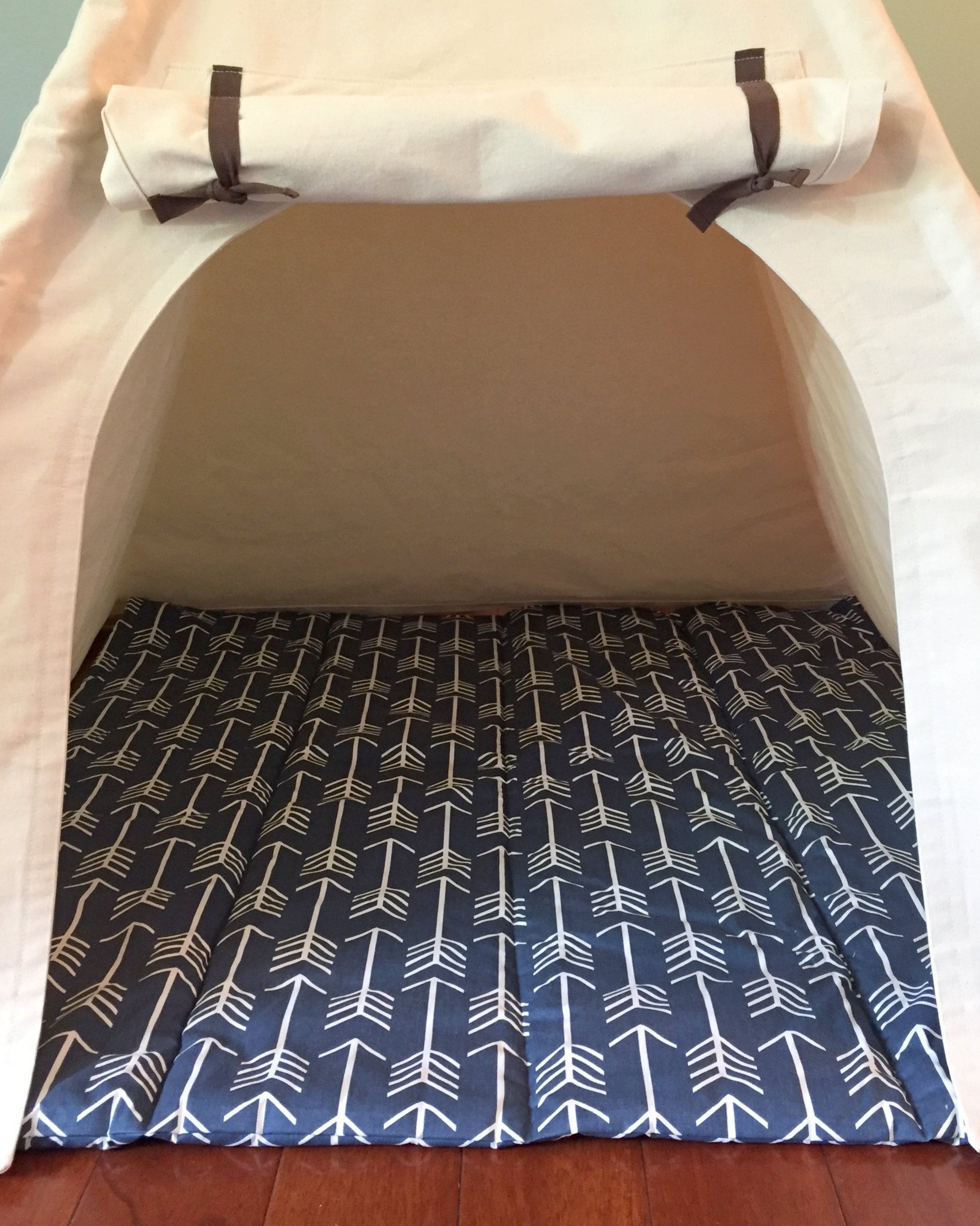 Kids Canvas Teepee Play Tent with Roll up Door and Window, Two Great Sizes, with Blue Arrows or Natural Mat