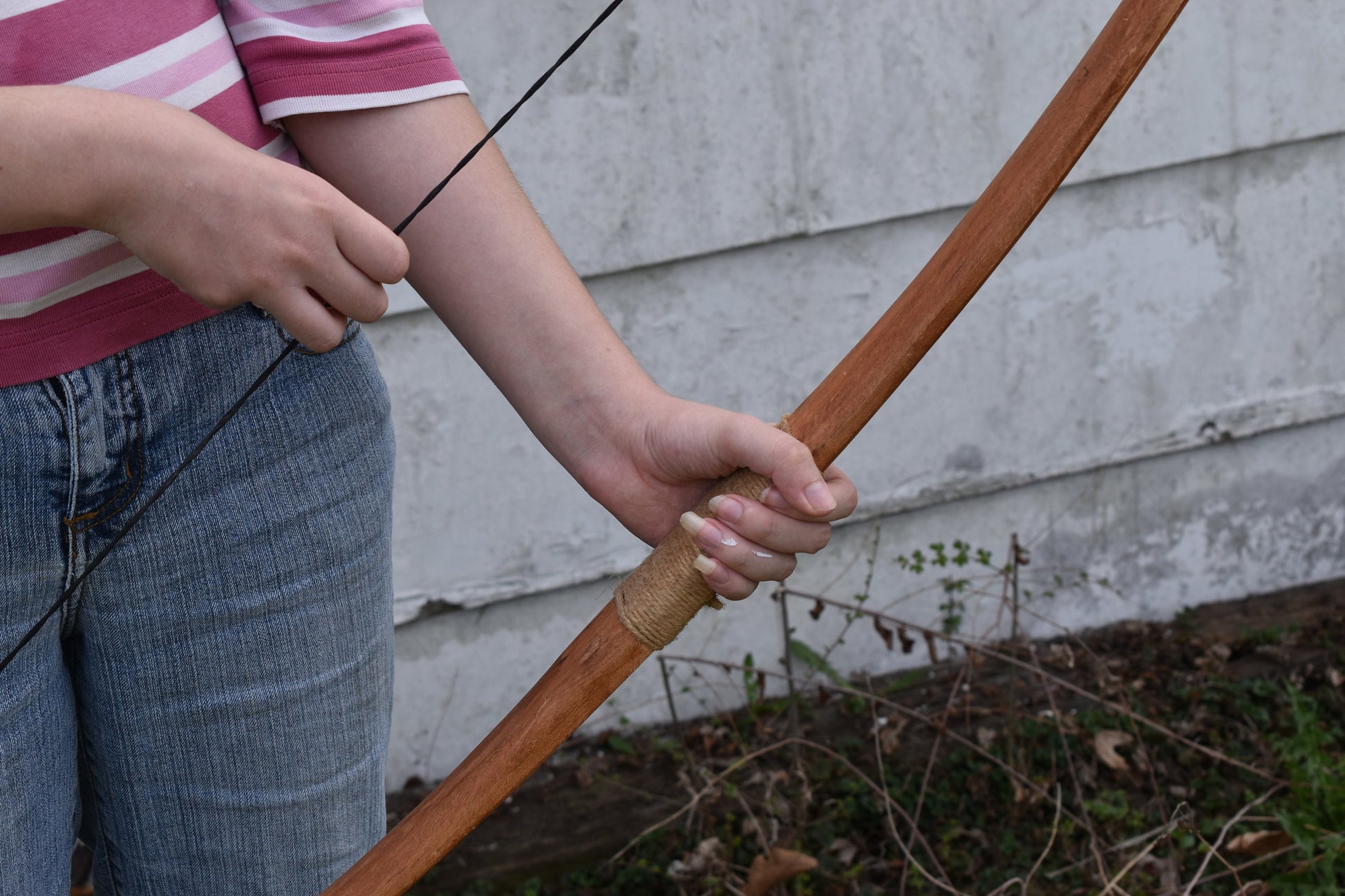 Wooden Longbow - English Longbow - Native American - REAL Wood Archery Bow for Hunters or Target Shooting. SCA, LARP, All Archers