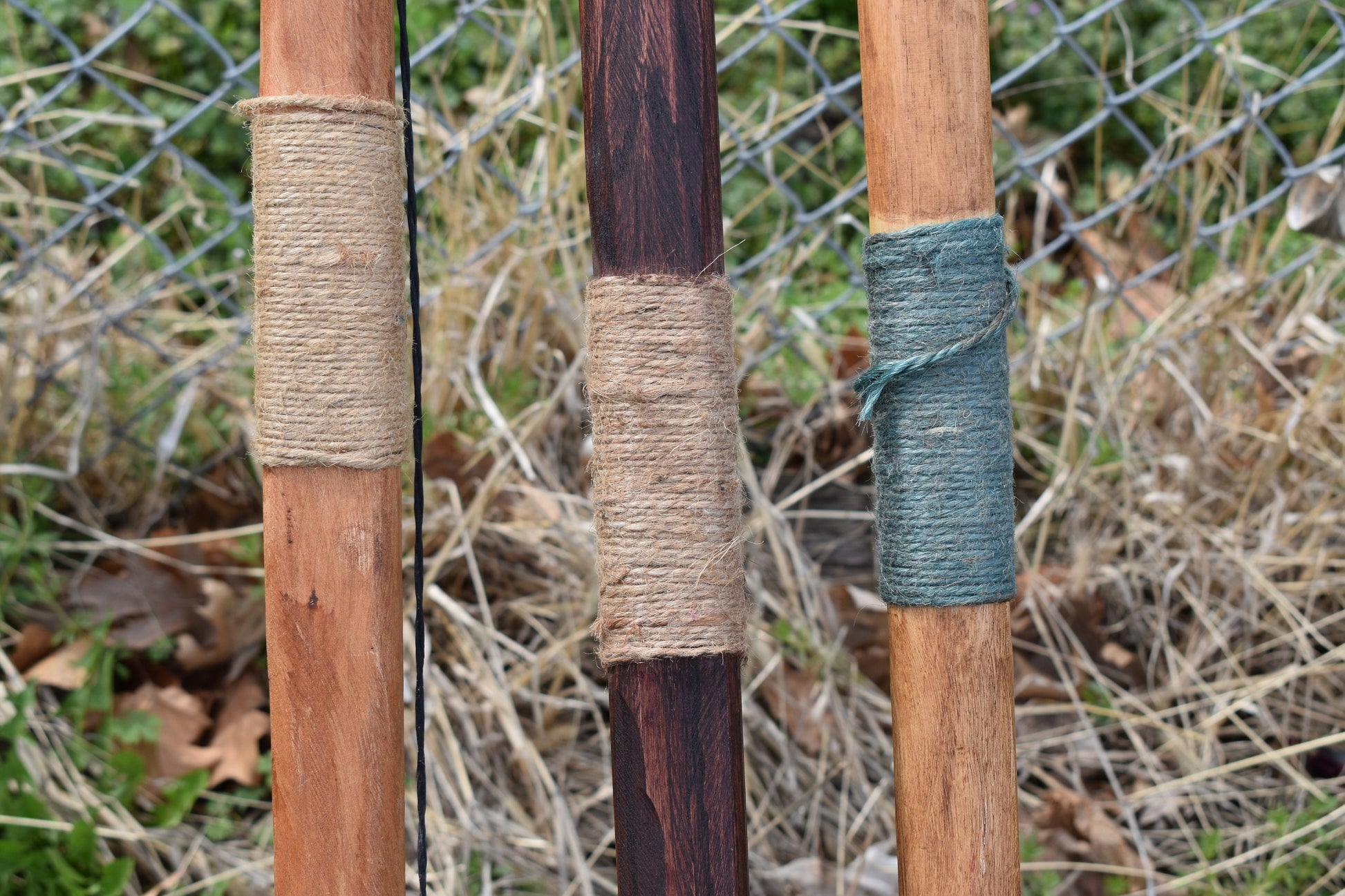 Wooden Longbow - English Longbow - Native American - REAL Wood Archery Bow for Hunters or Target Shooting. SCA, LARP, All Archers