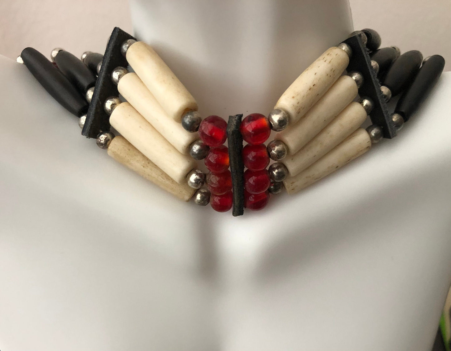Native American Indian Style Buffalo Bone Bead Choker Tribal Necklace Jewelry