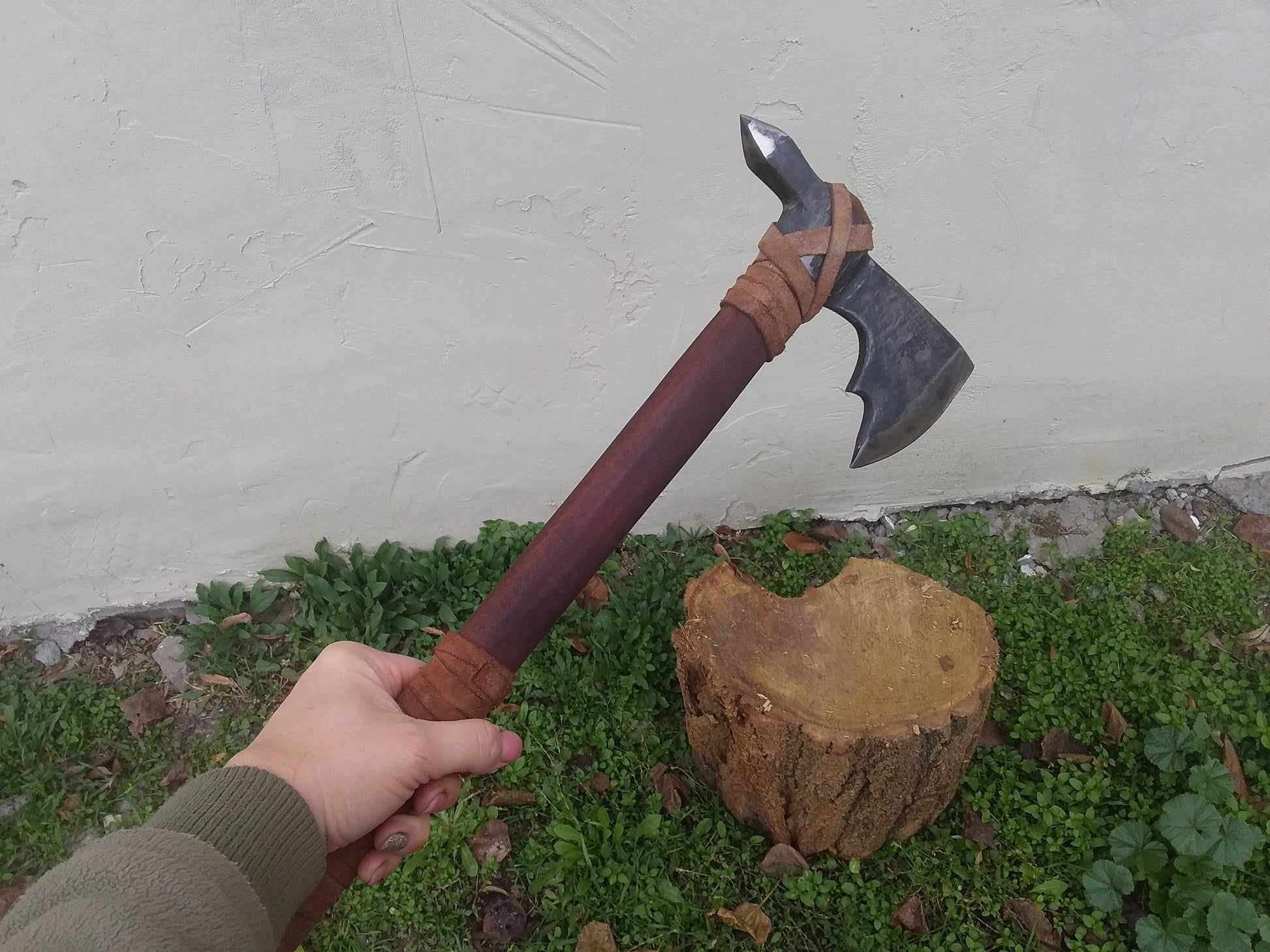 Spiked Tomahawk