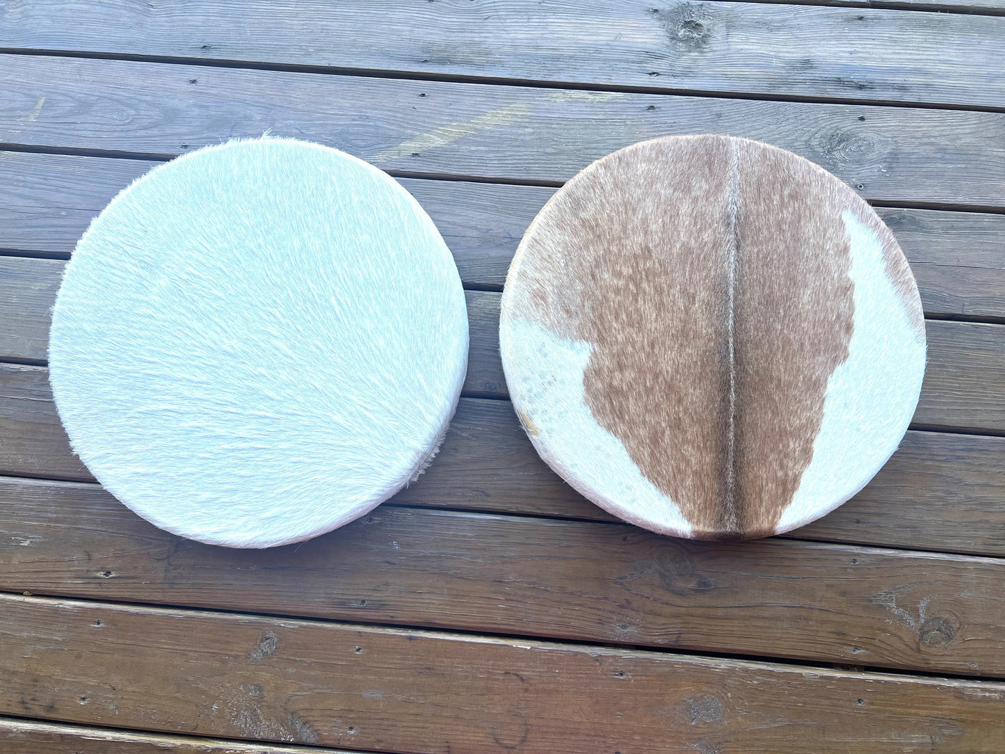 Terre Shaman Drum Made of Goat Skin with Hair - Viking Leather Style - Melodic Rituals, Cultural Artistry, Musical Gift