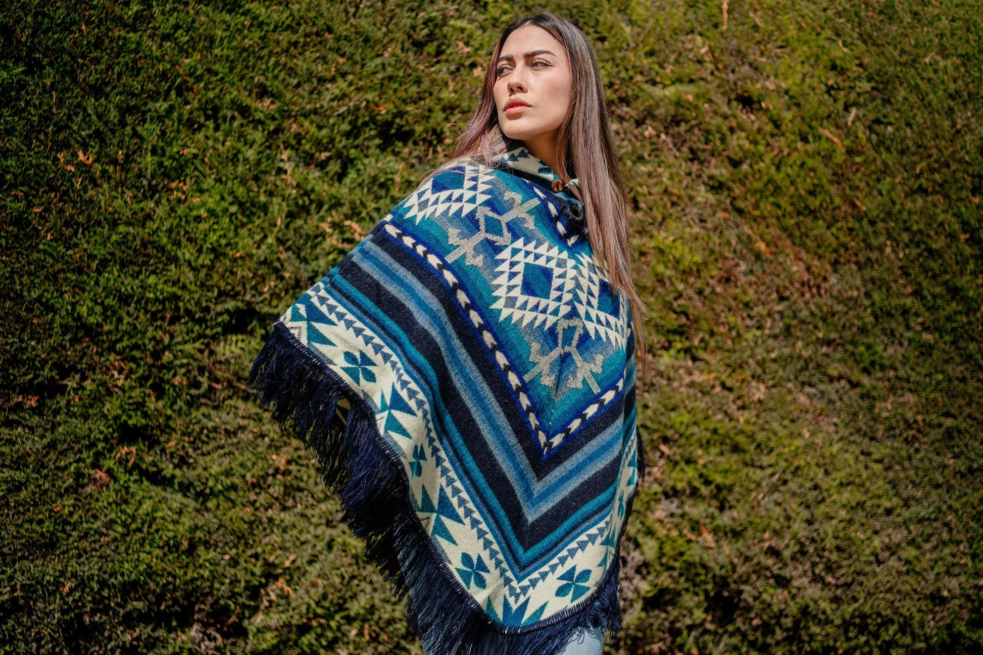 Handmade Baby Alpaca Wool Poncho: Geometric Bohemian Style