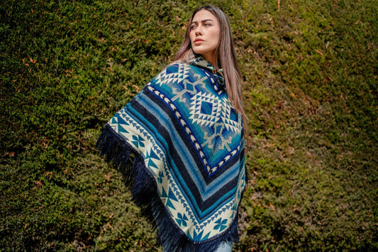 Handmade Baby Alpaca Wool Poncho: Geometric Bohemian Style
