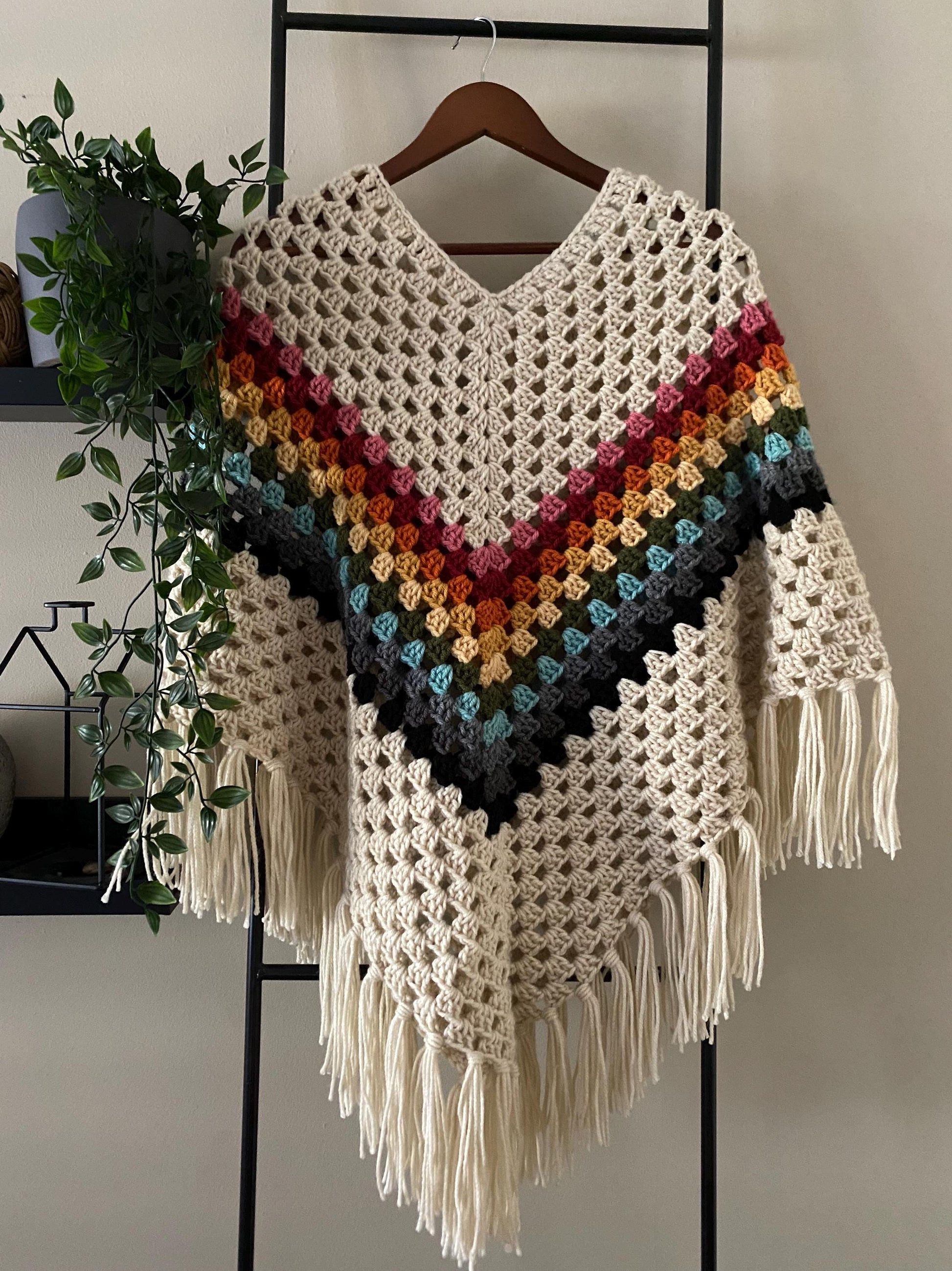 Ladies, Women'S, Hippie, Boho, Crocheted, Fringed, Retro , Festival Outfit, Pullover Poncho