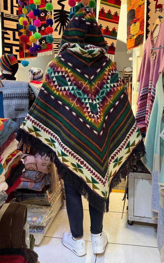 Peruvian Alpaca Poncho (Ethnic-Style Shawl)