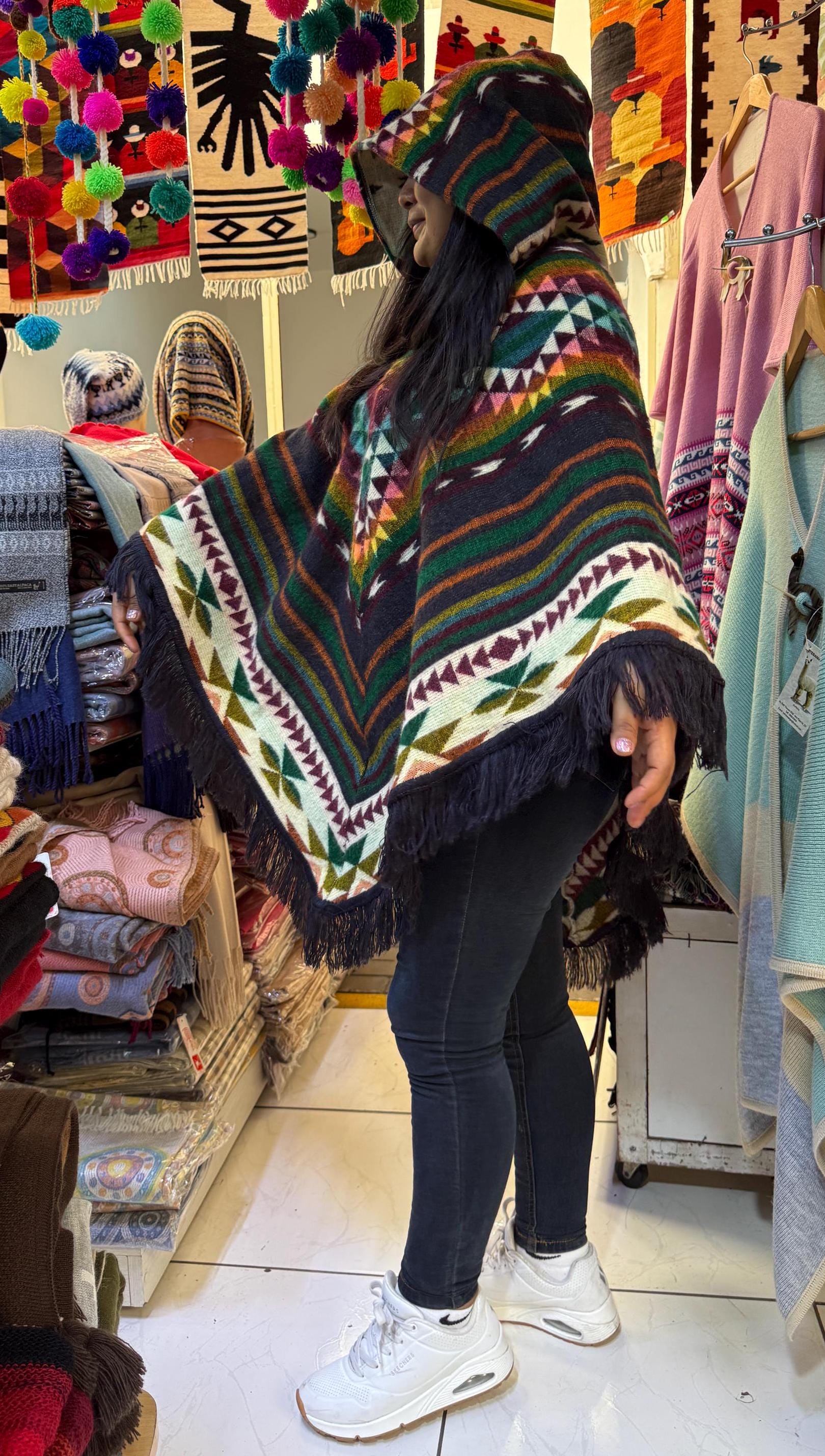Peruvian Alpaca Poncho (Ethnic-Style Shawl)