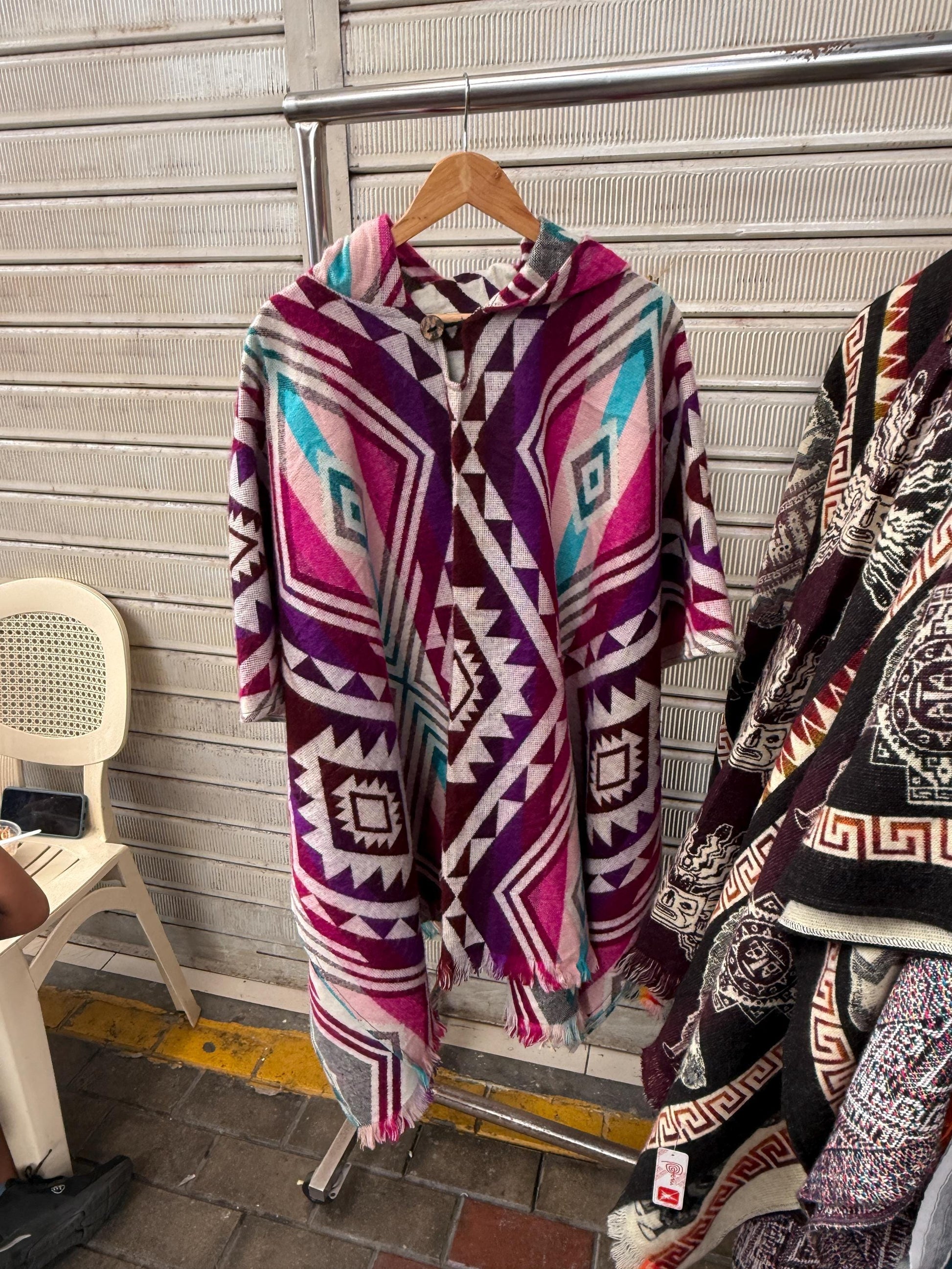 Peruvian Alpaca Poncho (Ethnic-Style Shawl)