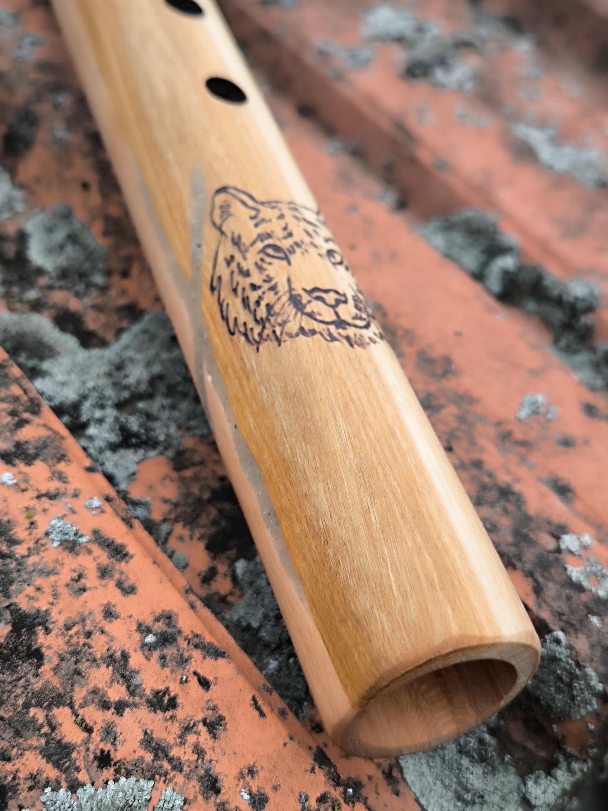 Handmade Cherry Wood Native Flute: G Key, 432Hz, Peridot Inlay