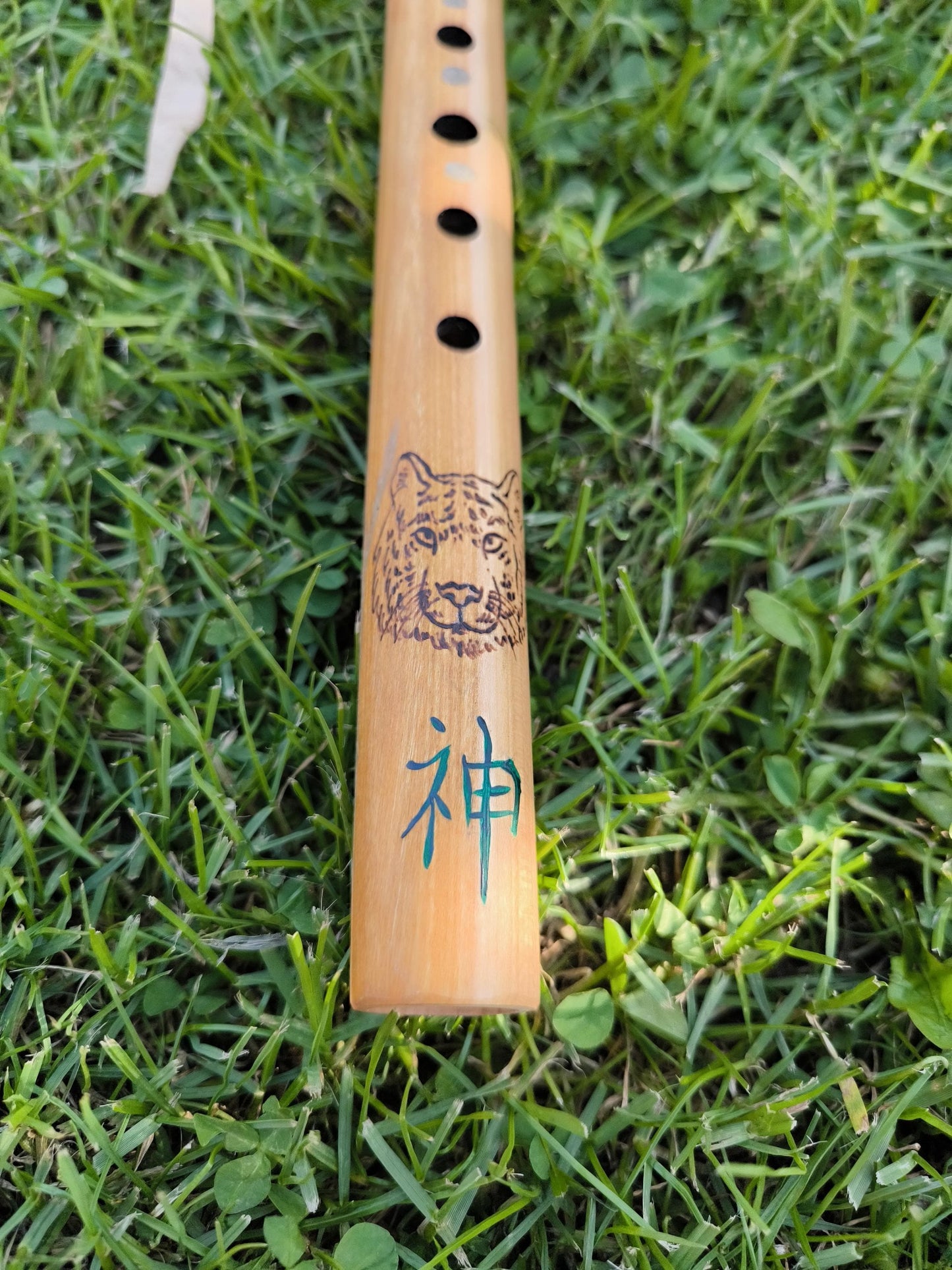 Handmade Cherry Wood Native Flute: G Key, 432Hz, Peridot Inlay