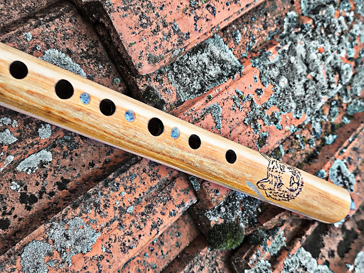 Handmade Cherry Wood Native Flute: G Key, 432Hz, Peridot Inlay