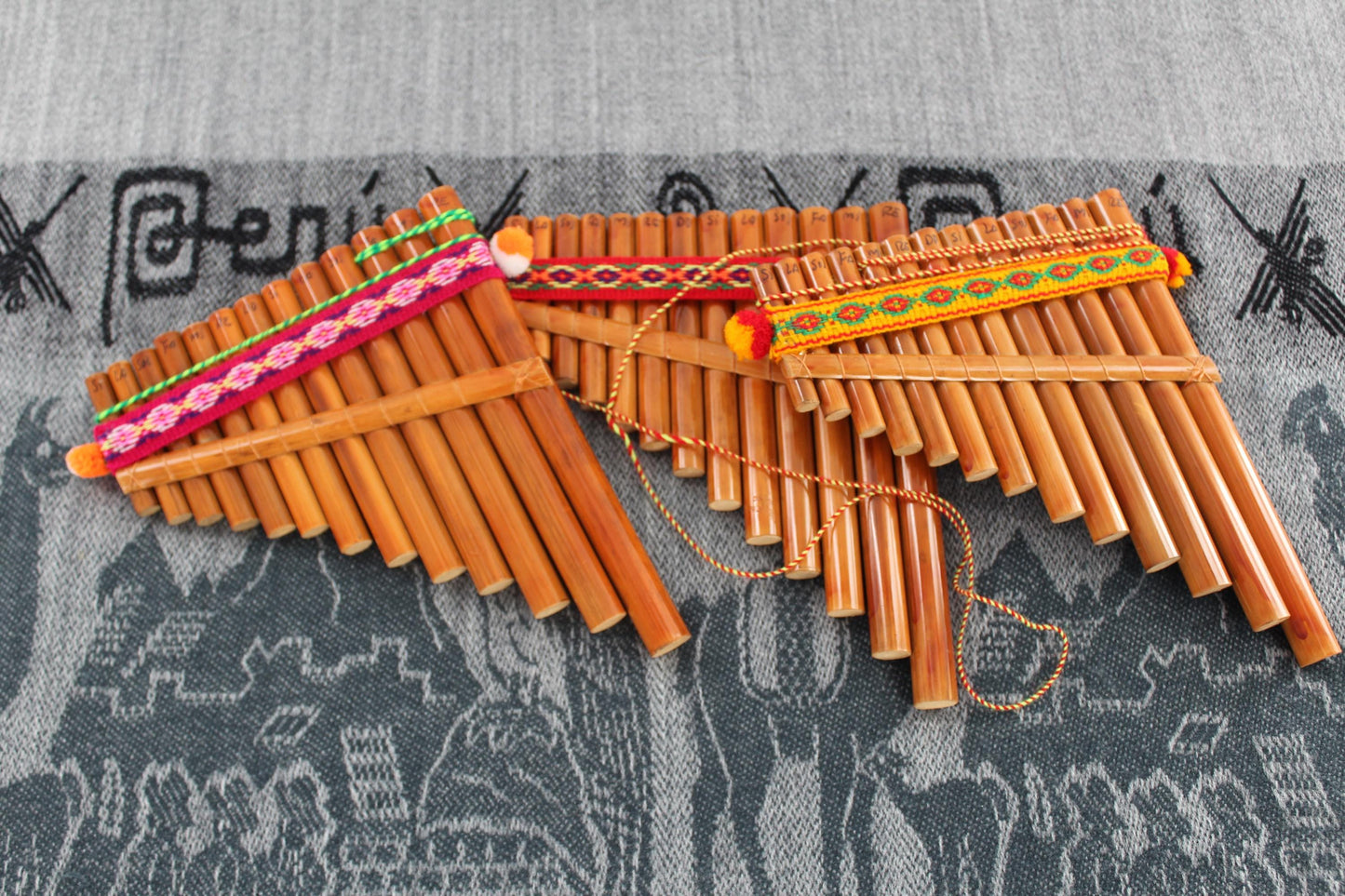 Peruvian Bamboo Pan Flute: 13 Tones, Beginner Instrument