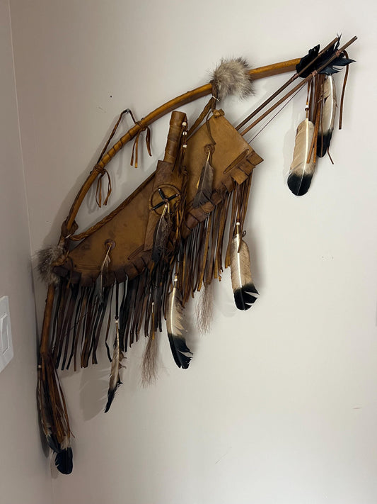 Native American Style Bow and Quiver Wall Hanging: Southwestern Rustic Decor